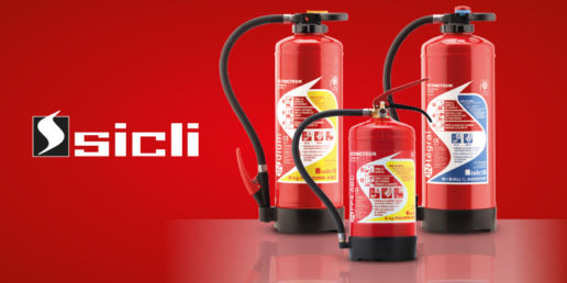 Bandeau rouge avec le logo SICLI en blanc et 3 extincteurs de la marque qui reflètent
