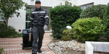 Technicien Chubb qui part en intervention